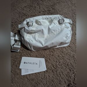 NWOT Athleta Excursion Waistbag